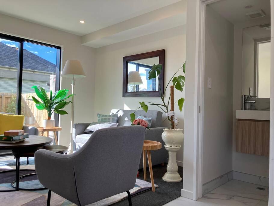 2-Bedroom Ensuite, Close To City, Comfortable, Accessible With Own Parking Christchurch Kültér fotó