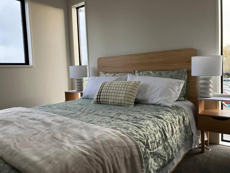 2-Bedroom Ensuite, Close To City, Comfortable, Accessible With Own Parking Christchurch Kültér fotó