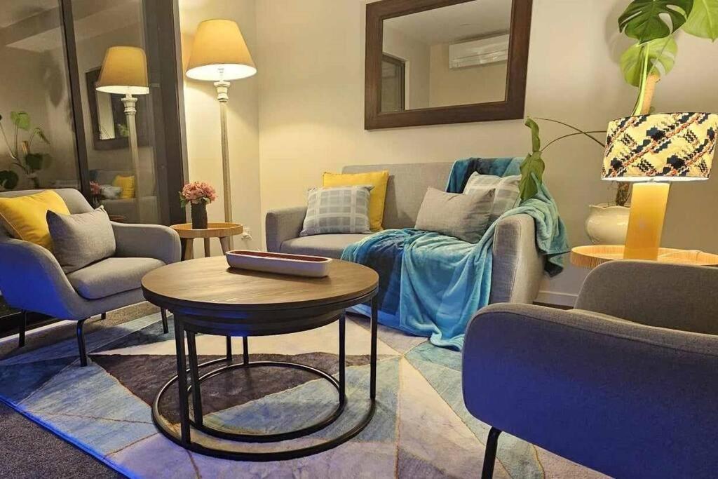 2-Bedroom Ensuite, Close To City, Comfortable, Accessible With Own Parking Christchurch Kültér fotó